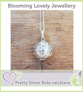 Pretty Silver Bola Necklace