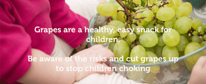 Grapes are a healthy, easy snack for children. Be aware of the risks and cut grapes up to stop children choking